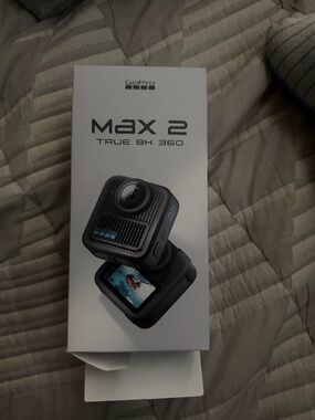 GoPro MAX 2 White and Black Packaging